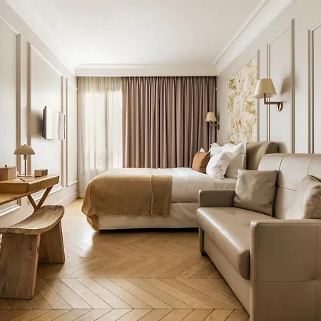 Maison Pigalle Paris