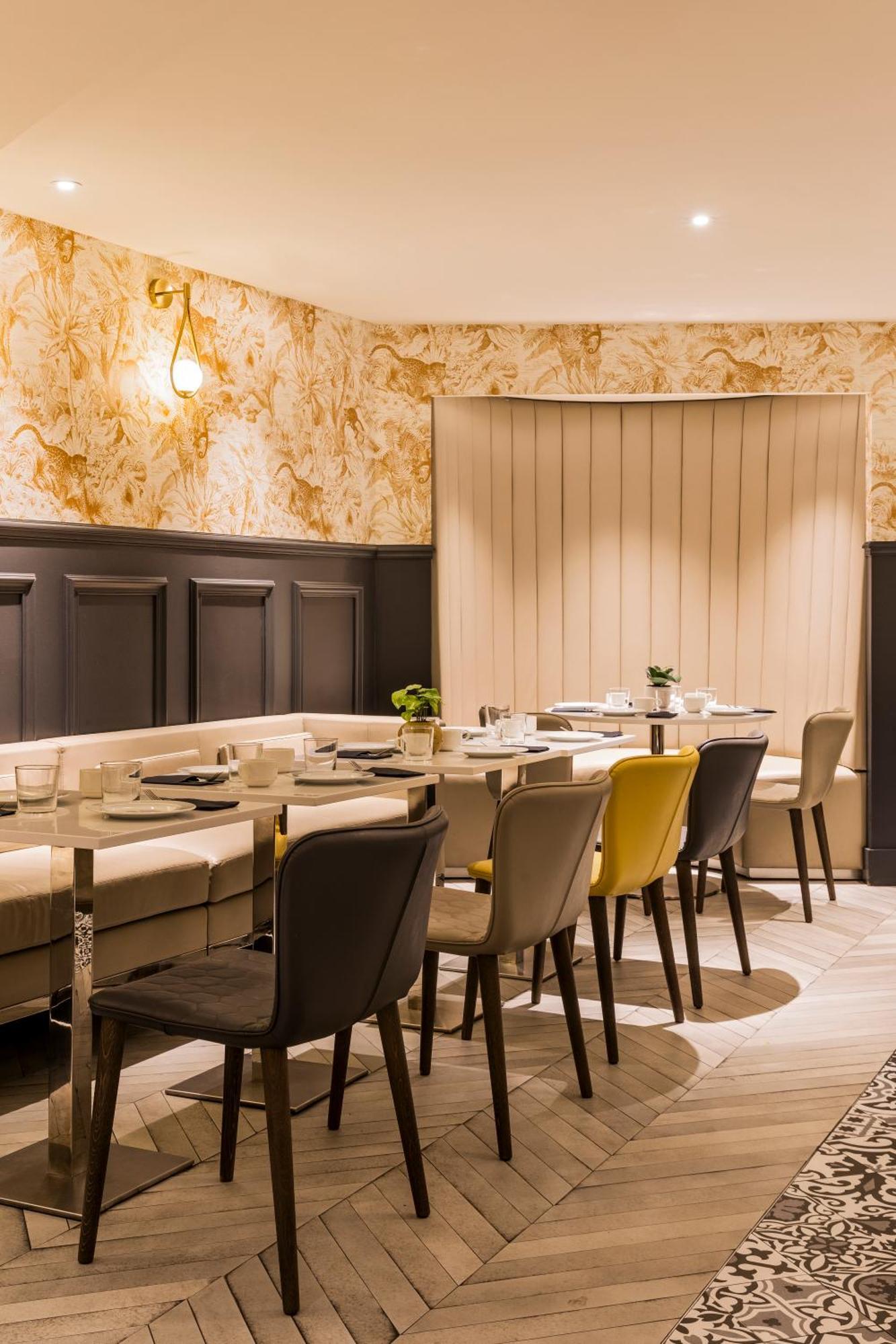 Trinité Haussmann 4*