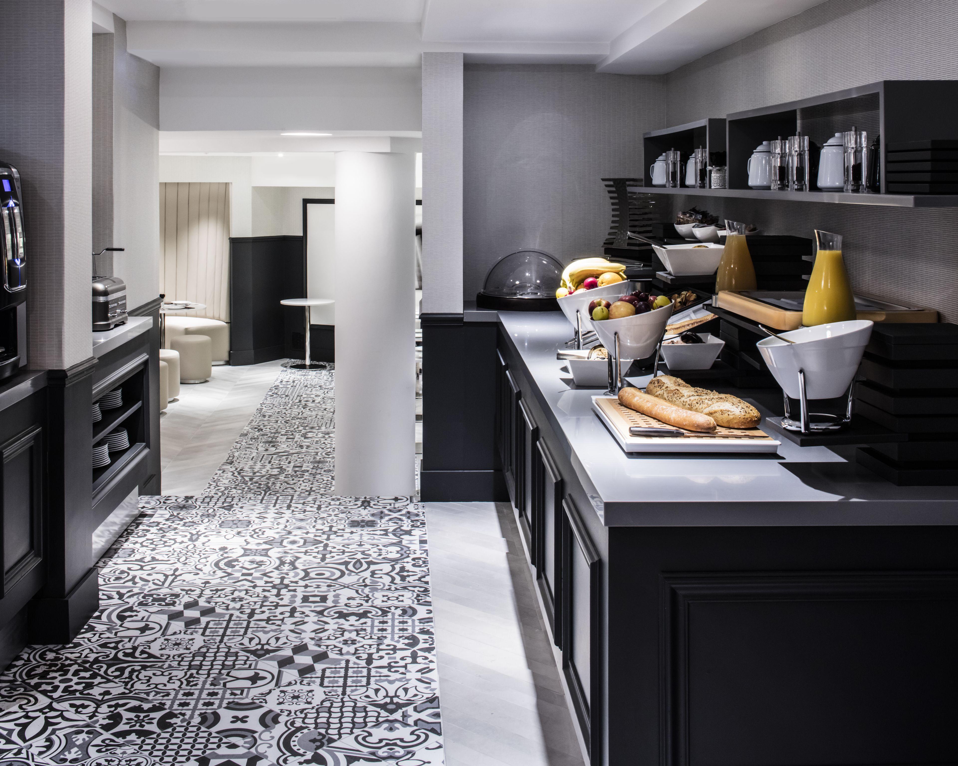 Maison Pigalle Hotel 4*